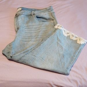 Lace Hem Girlfriend Crop Jeans